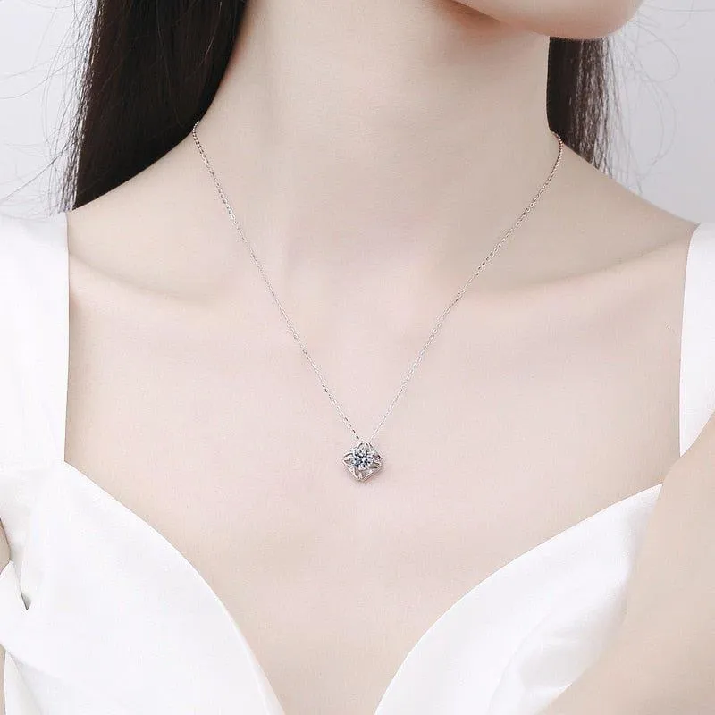 1.0 Ct Round Cut Diamond Square Pendant Necklace