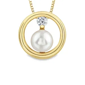 10K Yellow Gold 0.06CT Canadian Diamond & 5.5mm Freshwater Pearl Necklace