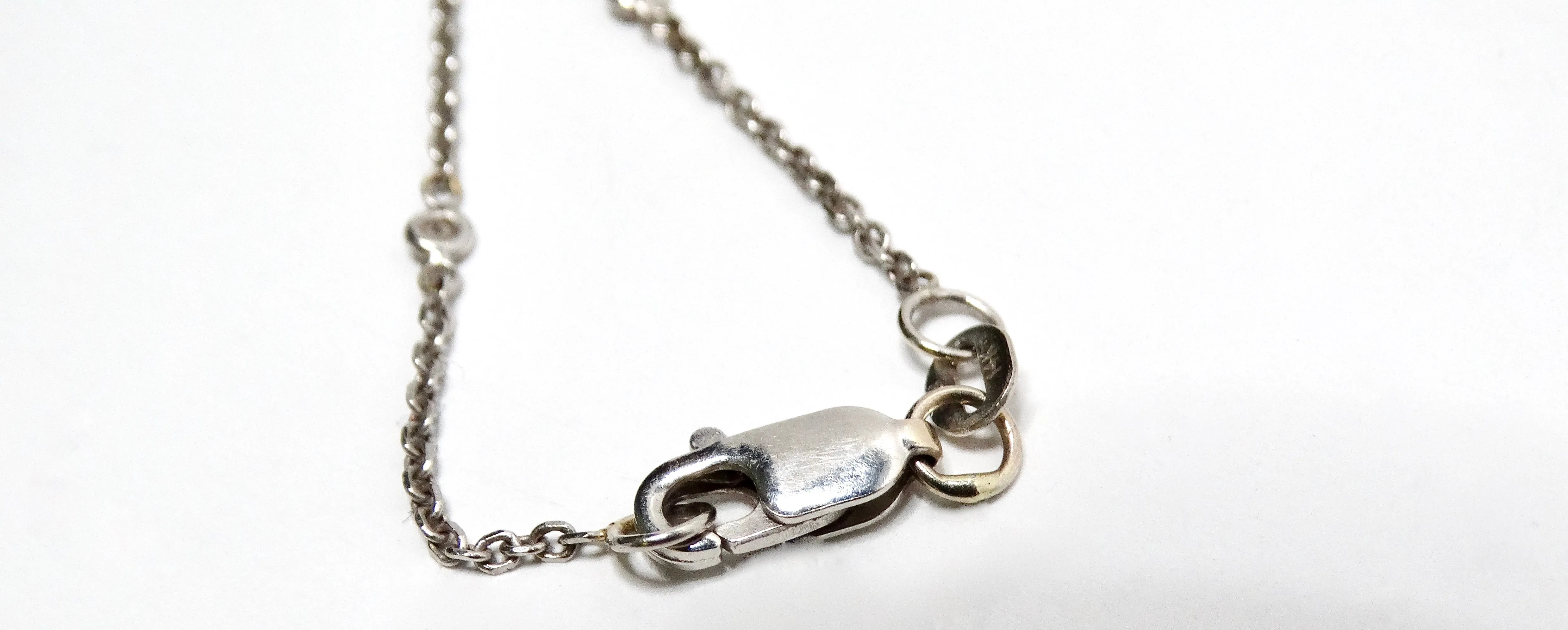14k White Gold & 585 Hamsa Pendant Necklace With Diamonds