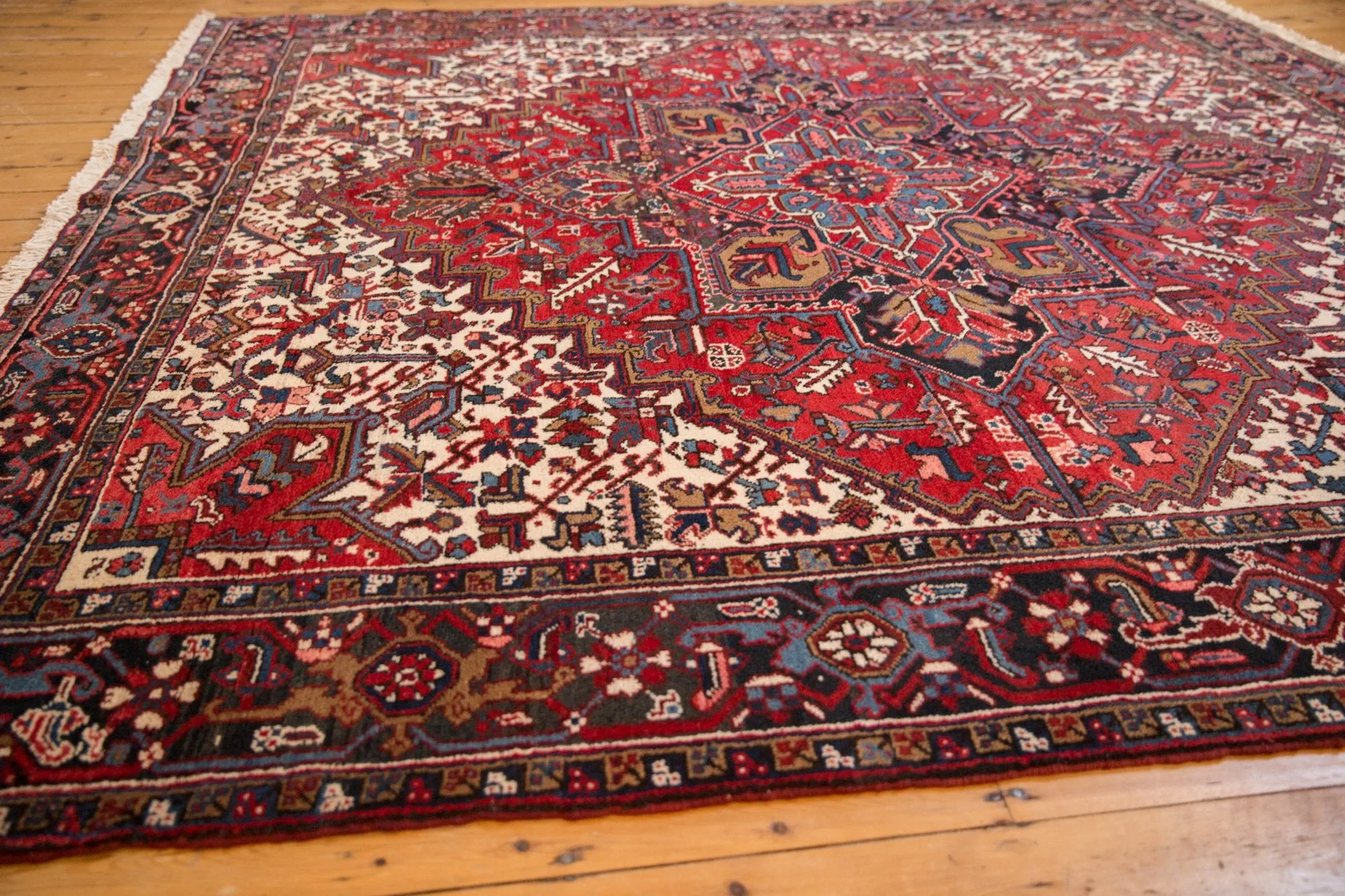 9.5x10 Vintage Mehrivan Square Carpet