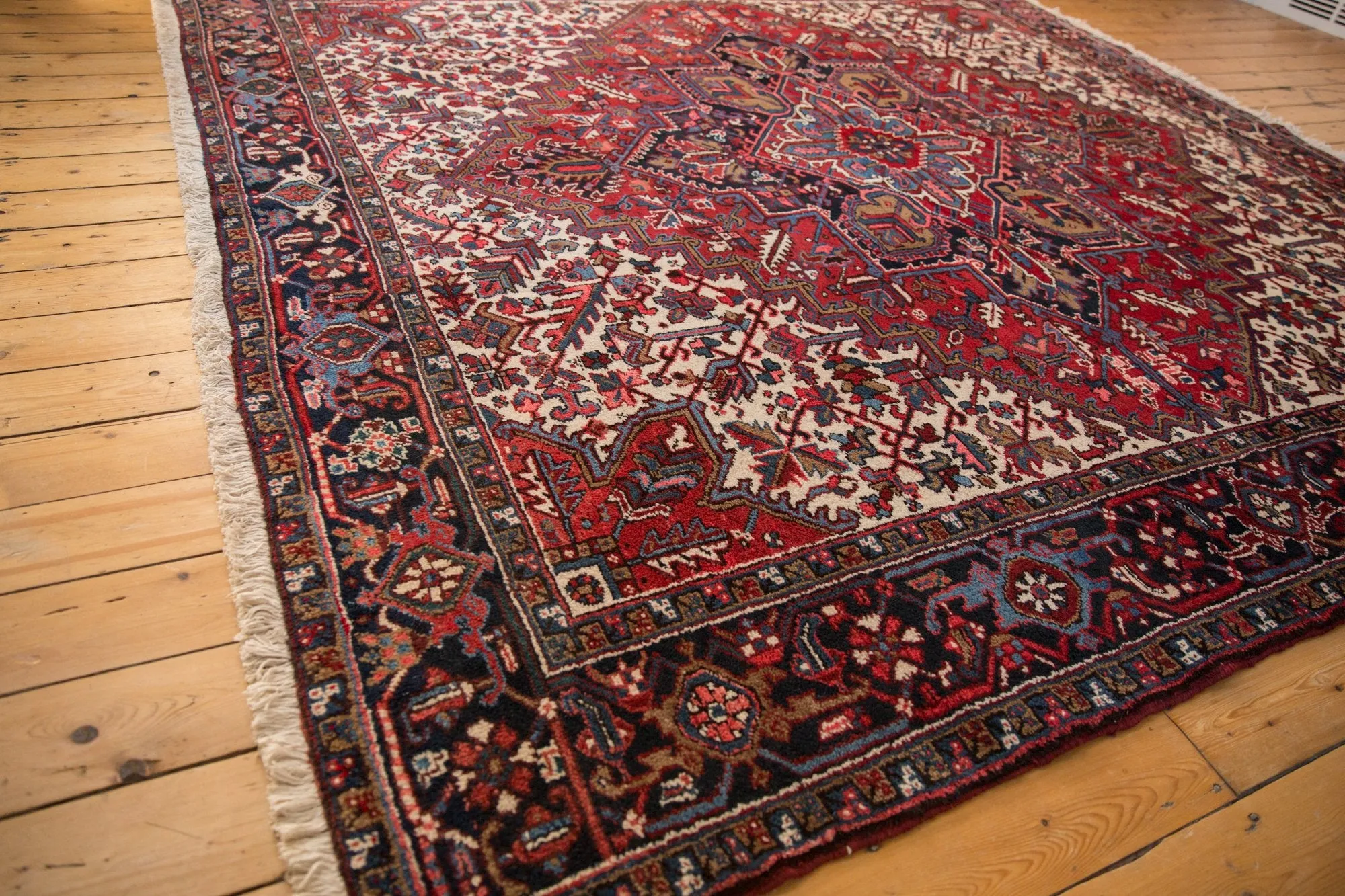 9.5x10 Vintage Mehrivan Square Carpet