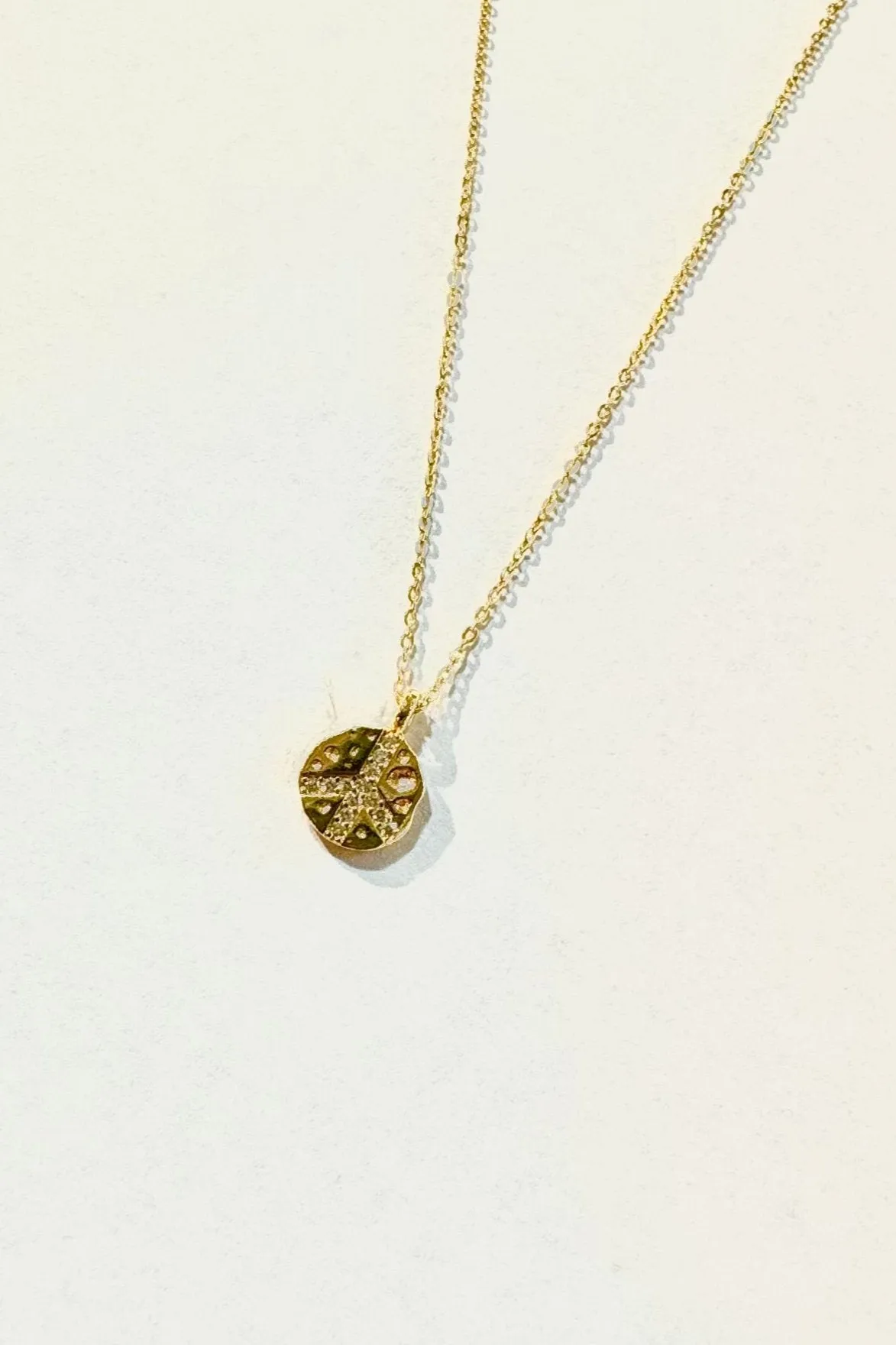 Adia Smooth Chain Peace Charm Necklace | Gold