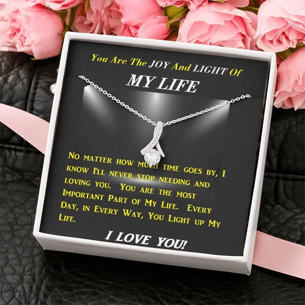 ALLURING BEAUTY Necklace, Gift for Her, Girlfriend, Daughter, Mother, Mom, Mamma, Mum, Birthday, Christmas, Custom Message Card