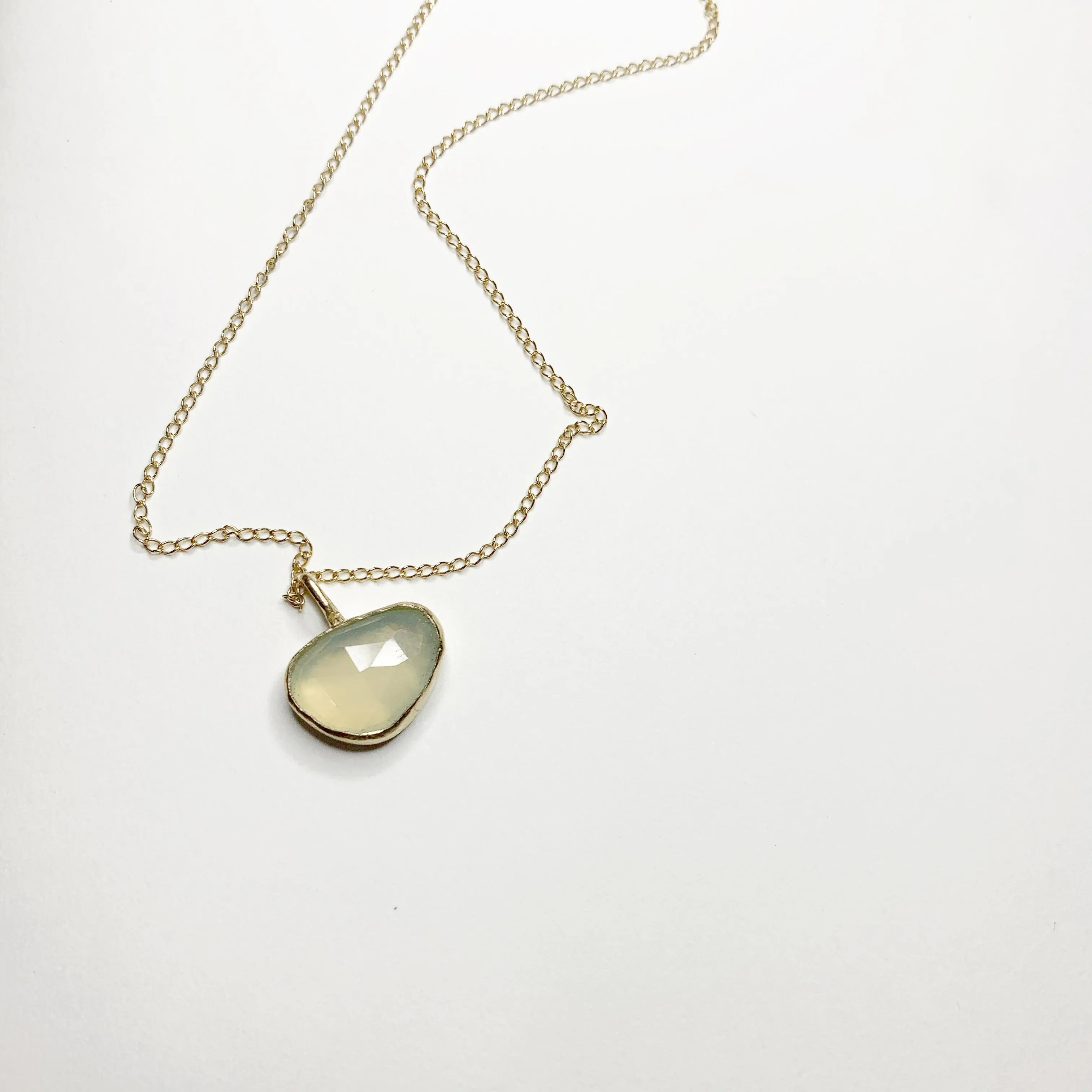 Chalcedony Pendant Necklace in 14k Gold
