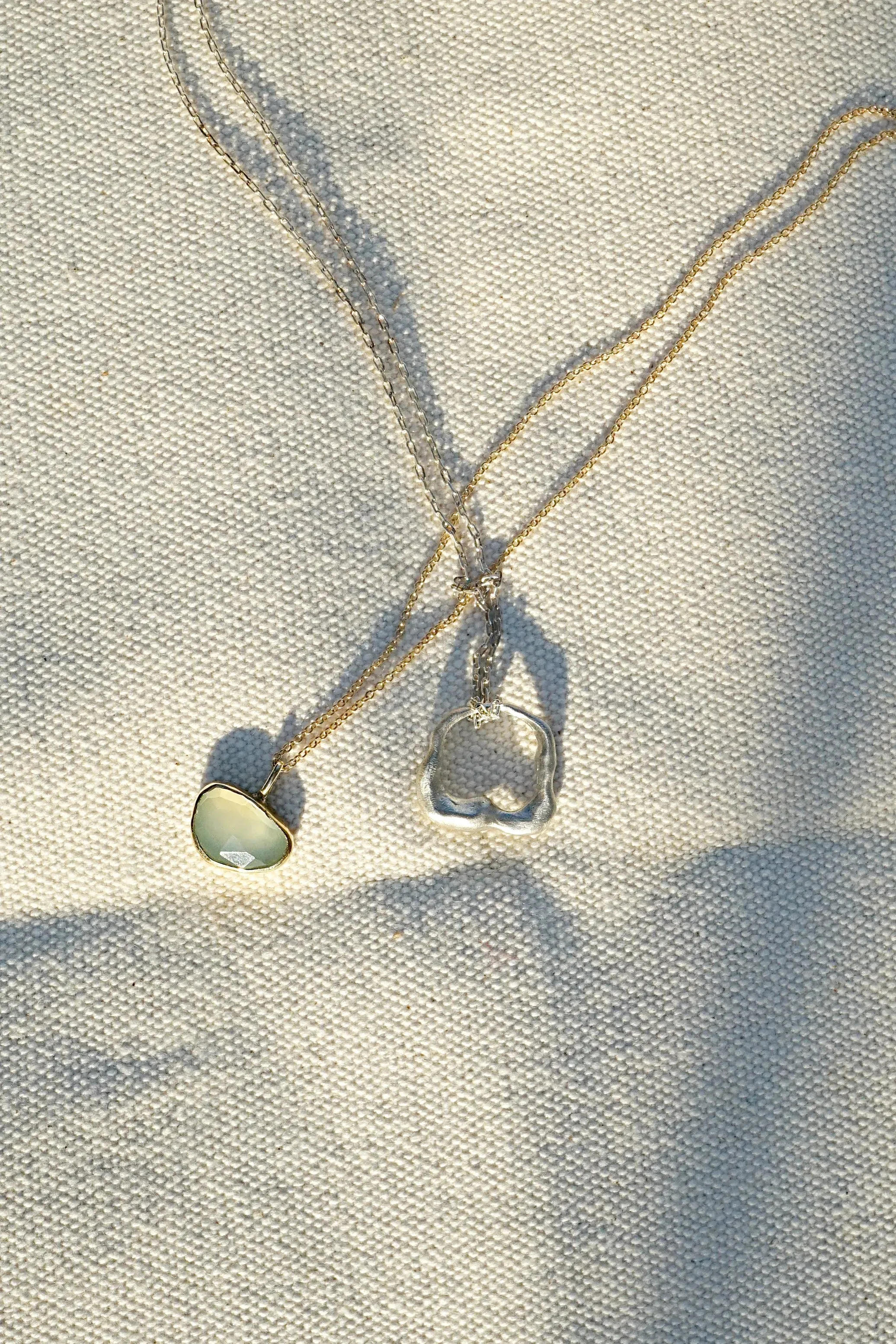 Chalcedony Pendant Necklace in 14k Gold