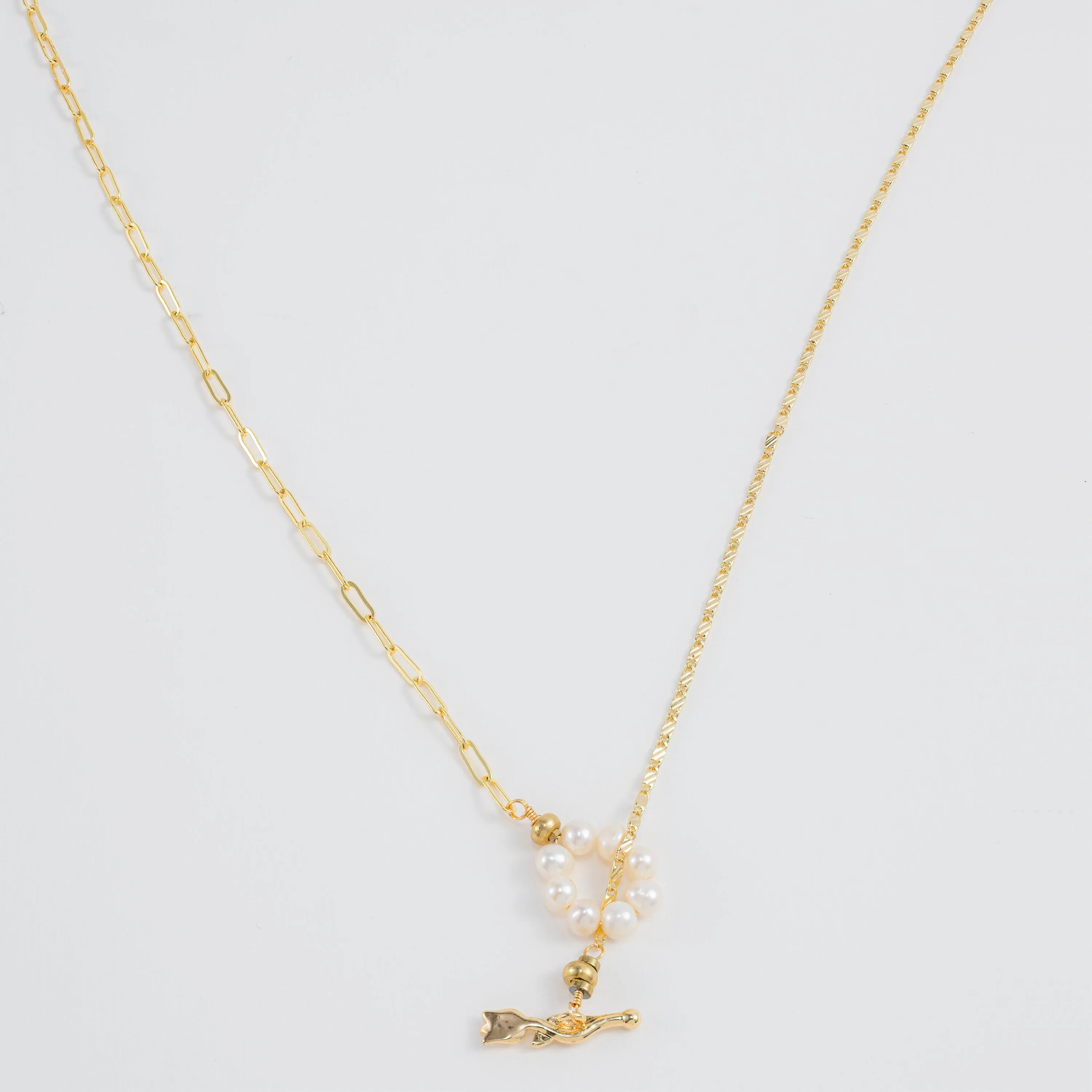 Chinue Necklace