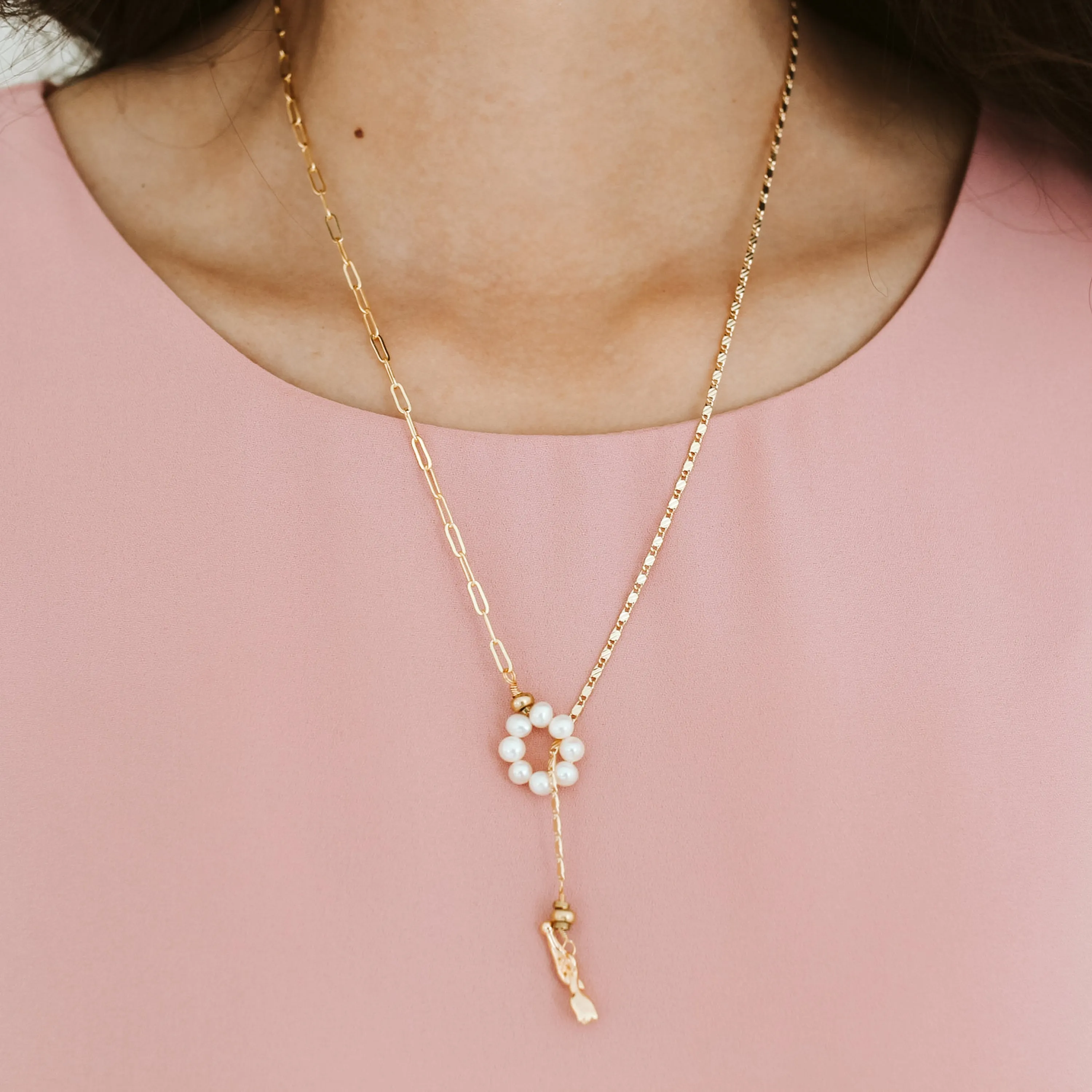 Chinue Necklace