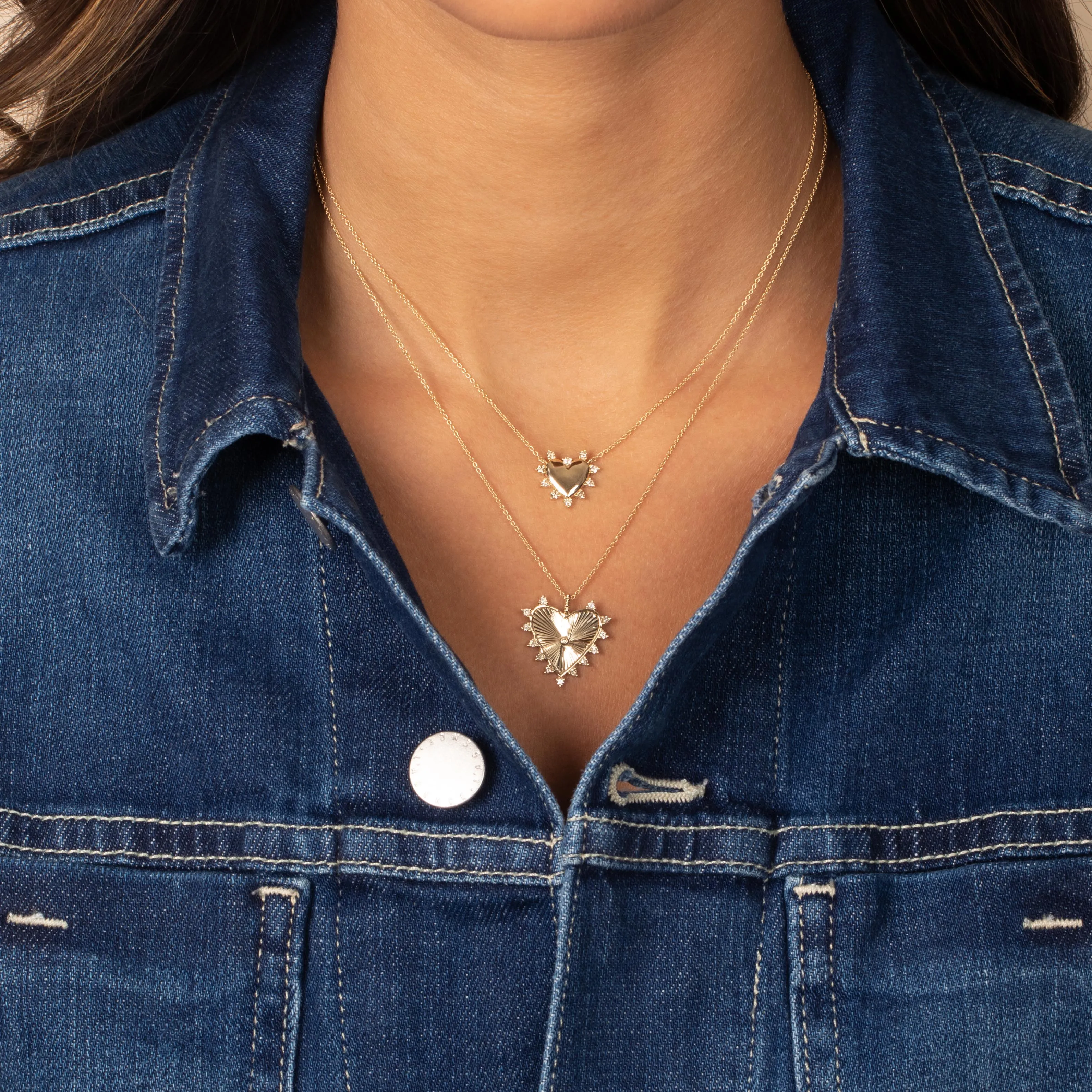 Diamond Scattered Ridged Heart Pendant Necklace 14K