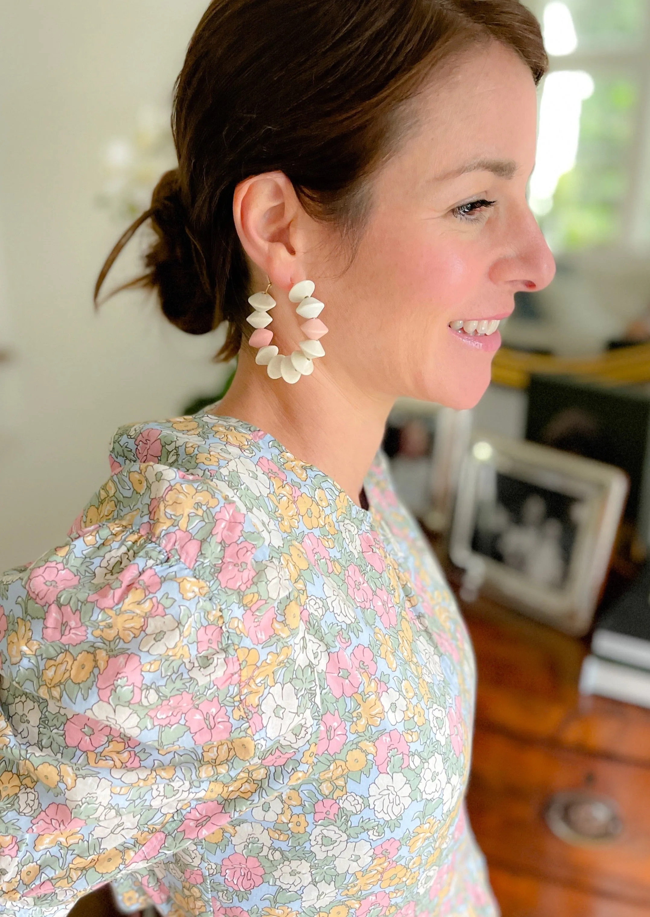 Evelyn's White and Pink Hoops