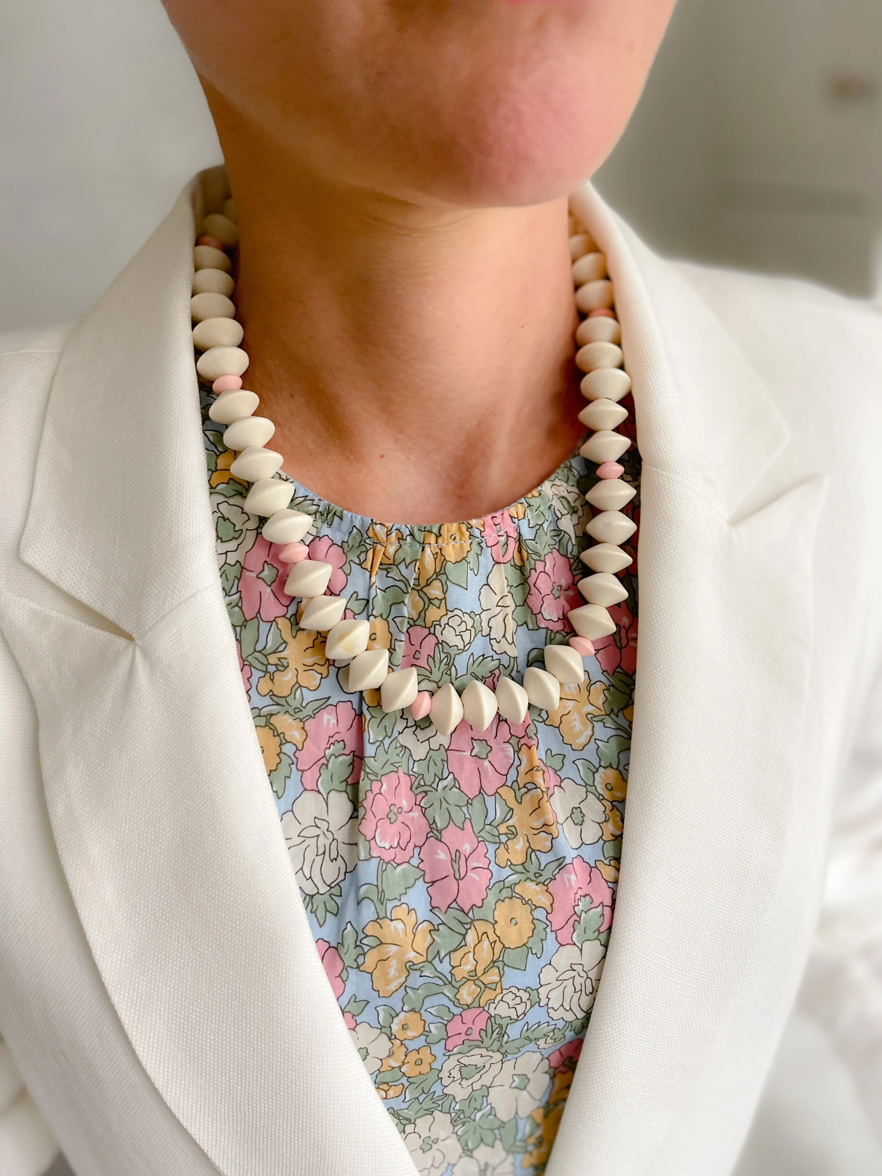 Evelyn's White and Pink Necklace