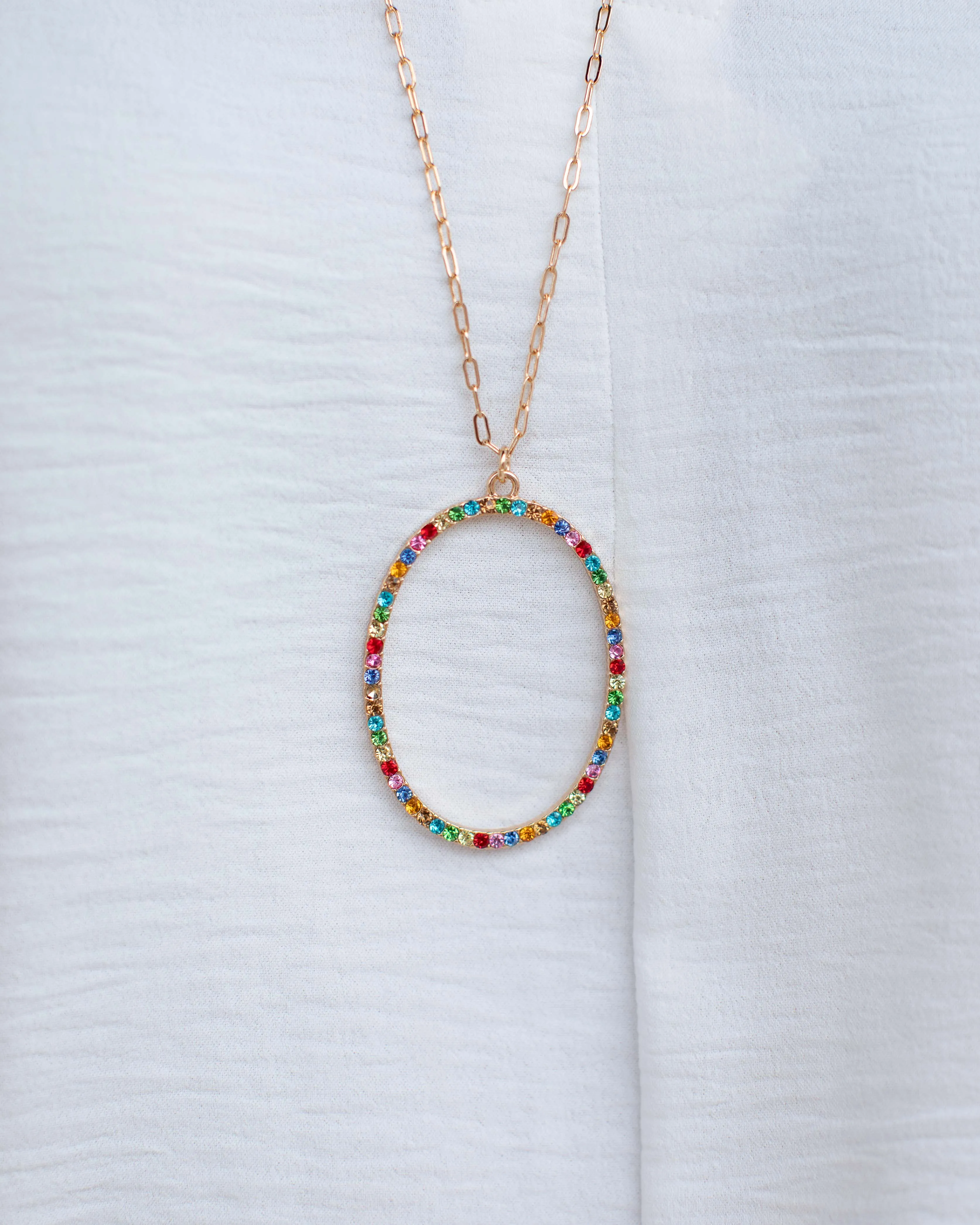 GLASS RHINESTONE ACCENTED PENDANT NECKLACE