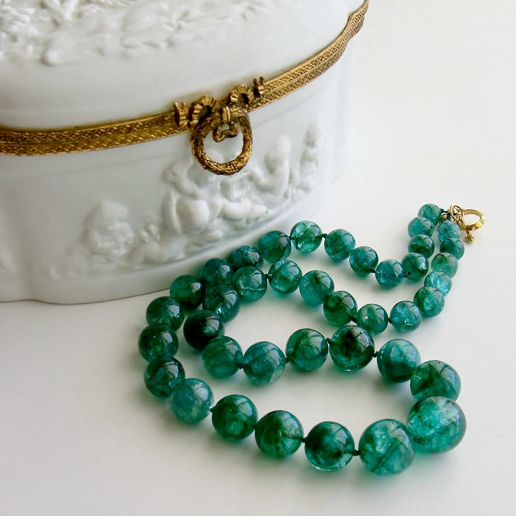 Graduated Hand Knotted Emerald Necklace 14KYG Toggle - Esme Necklace