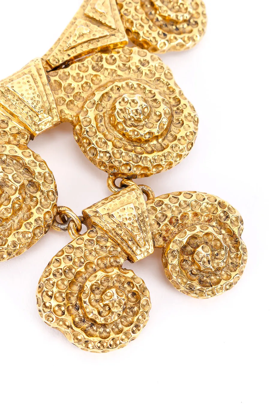 Hammered Swirl Collar Necklace