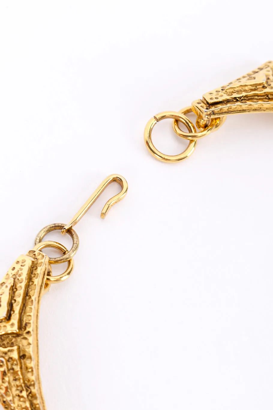 Hammered Swirl Collar Necklace
