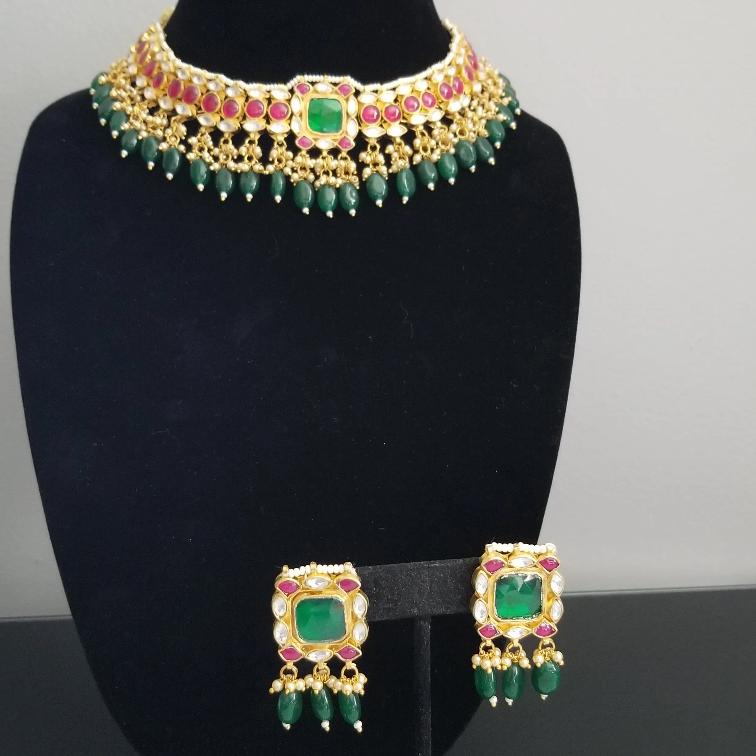 Hard Gold Plated Kundan Necklace Set