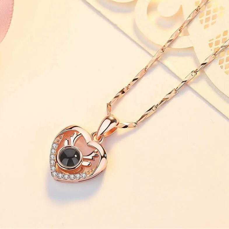 Heart Shaped Love Reindeer Projection Necklace