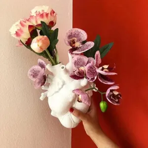 Heartbeat Heart-shaped Vase
