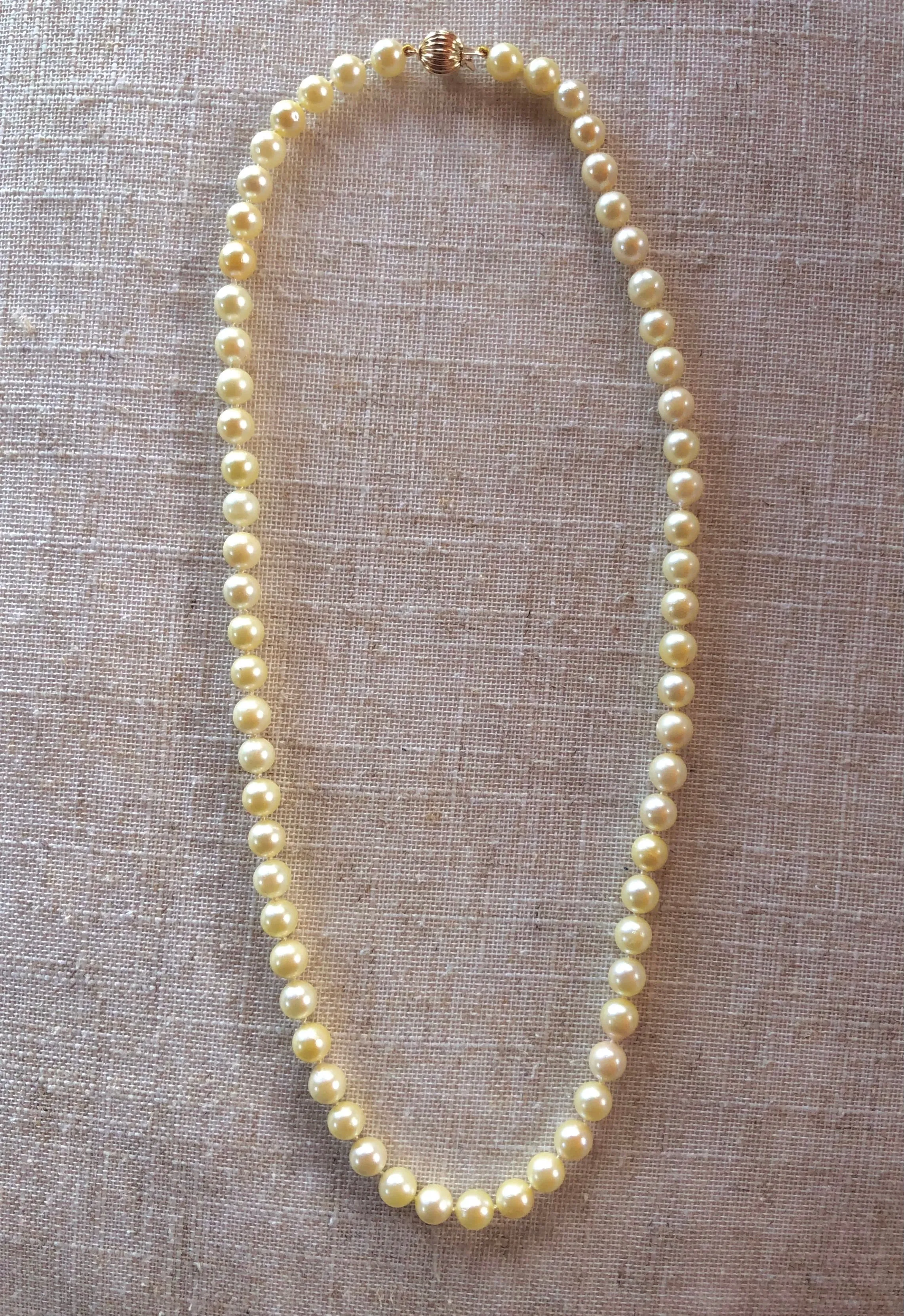 Japanese Akoya Pearl Necklace Gold 19 Inches