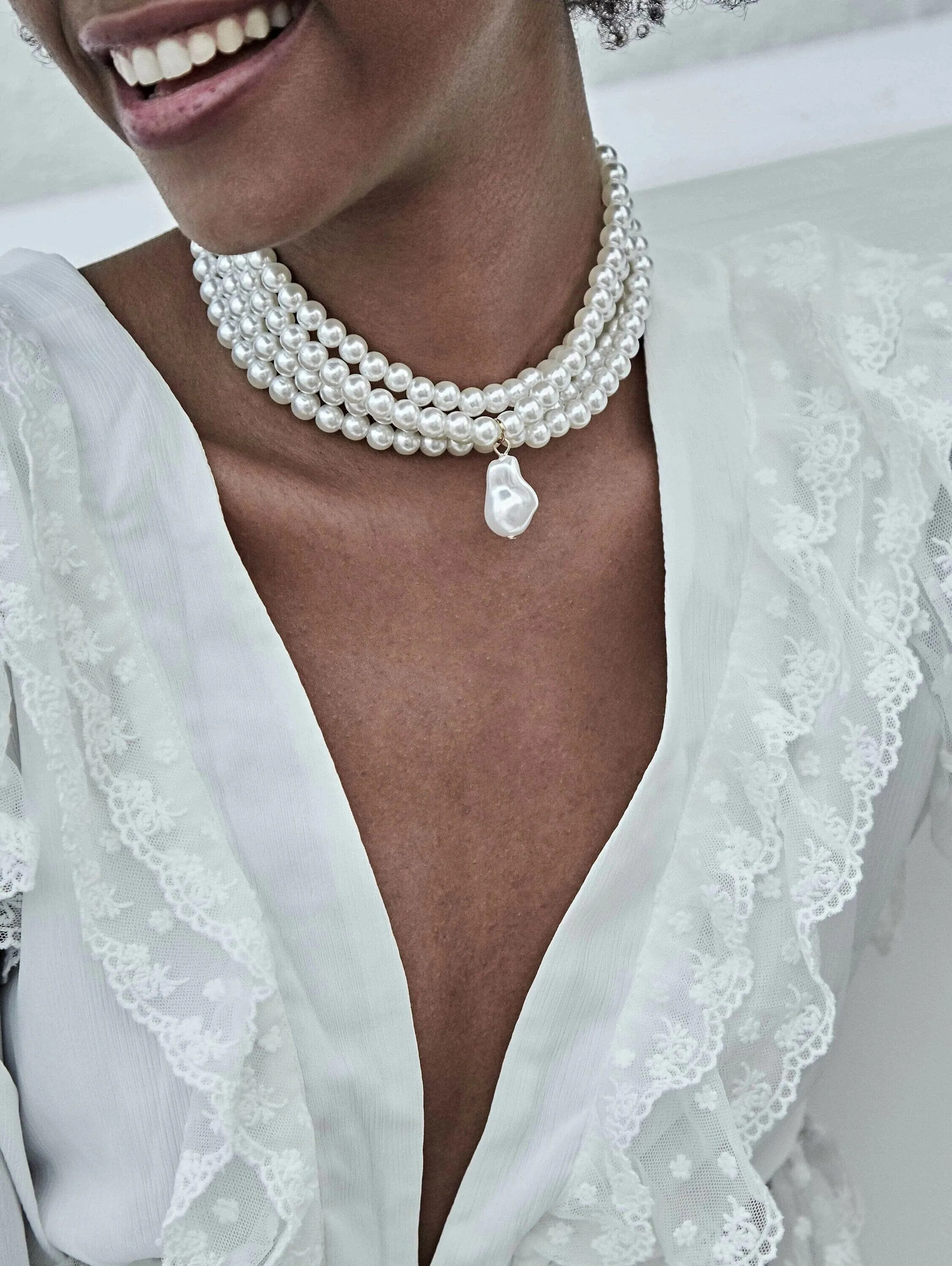 Large White Pearl Multi Strand Necklace, Baroque Pearl Pendant Bridal Necklace, Wedding Chunky Necklace for Bride