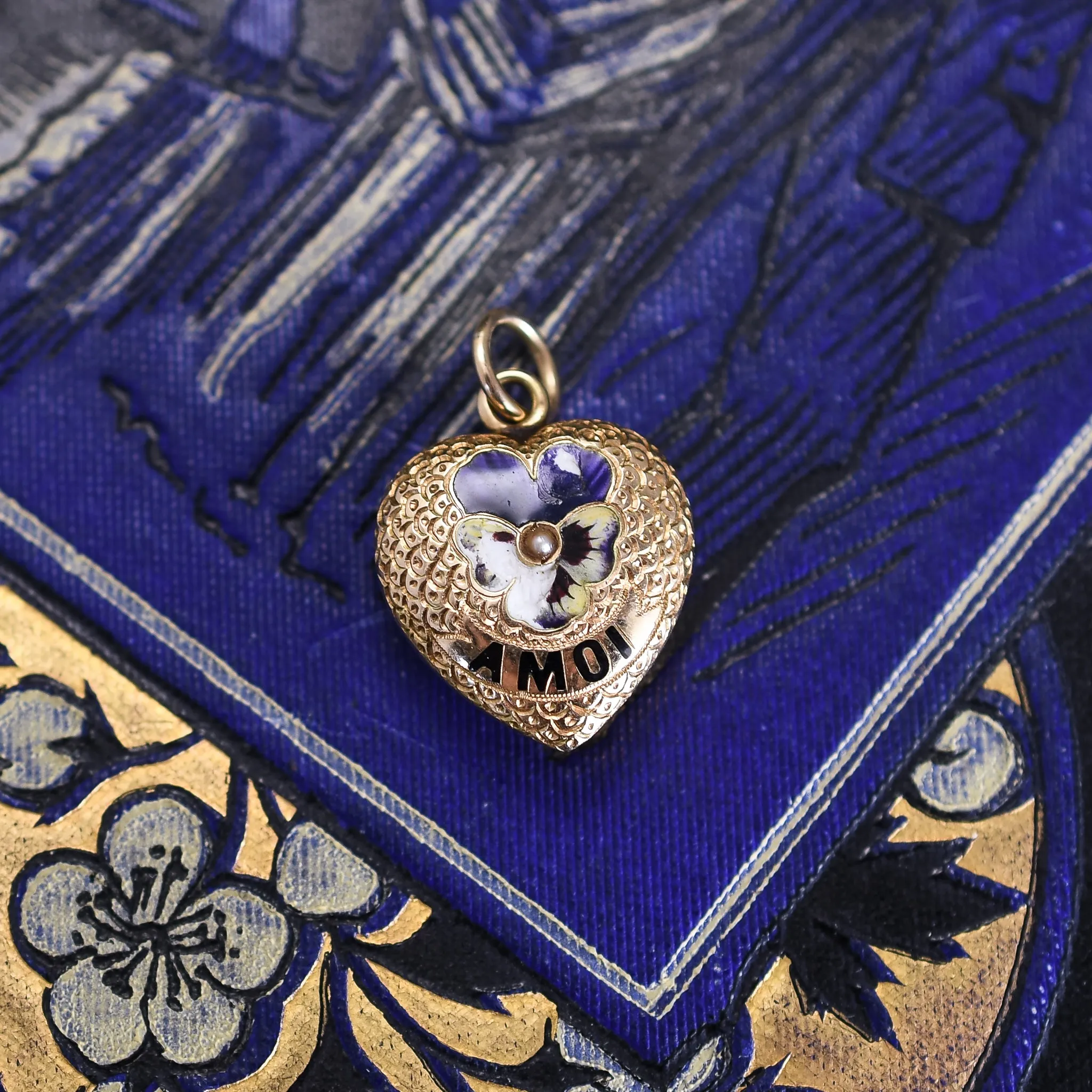 Late Victorian "Think of Me" Gold Heart Pendant