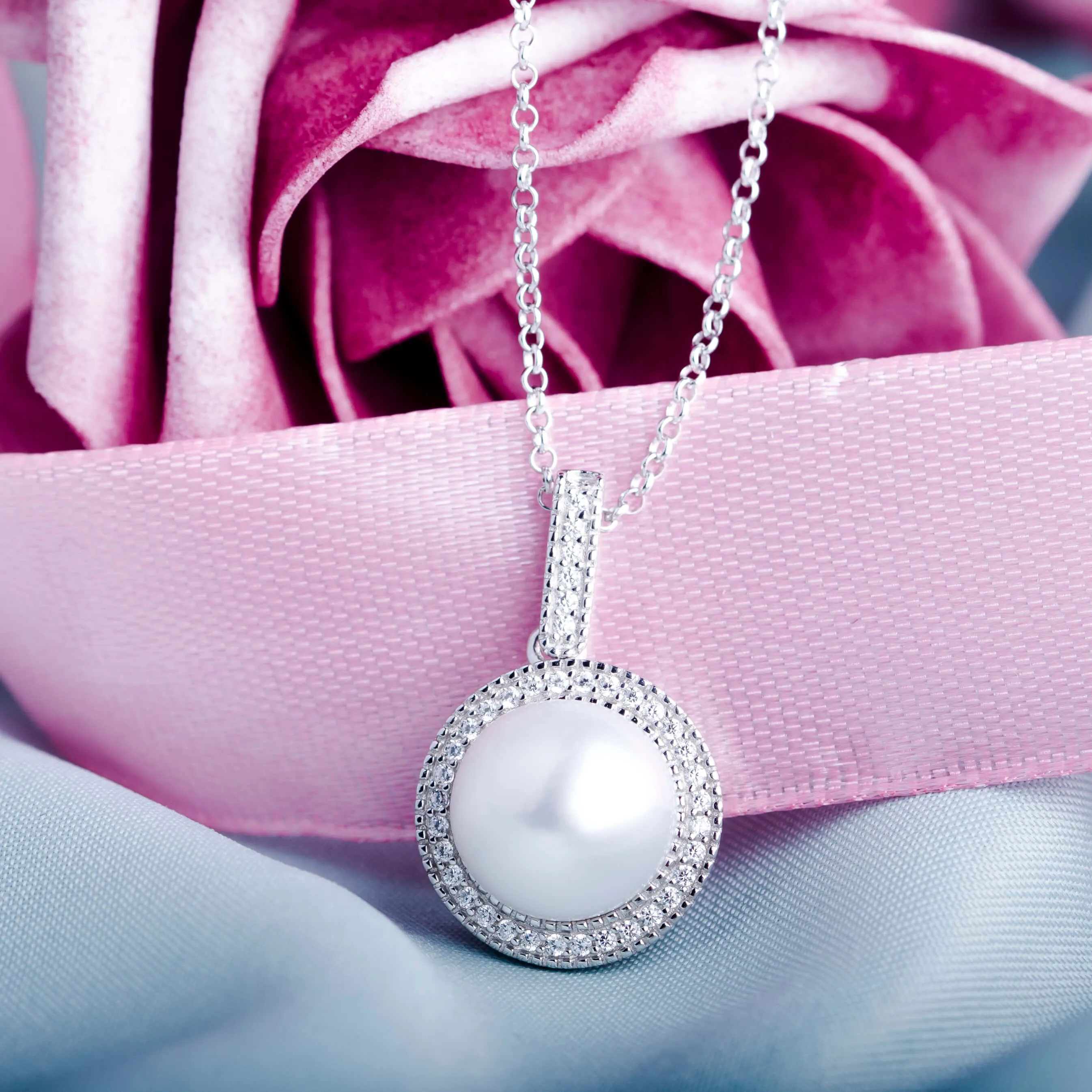 Molah Silver Freshwater Pearl and Cubic Zirconia Halo Necklace