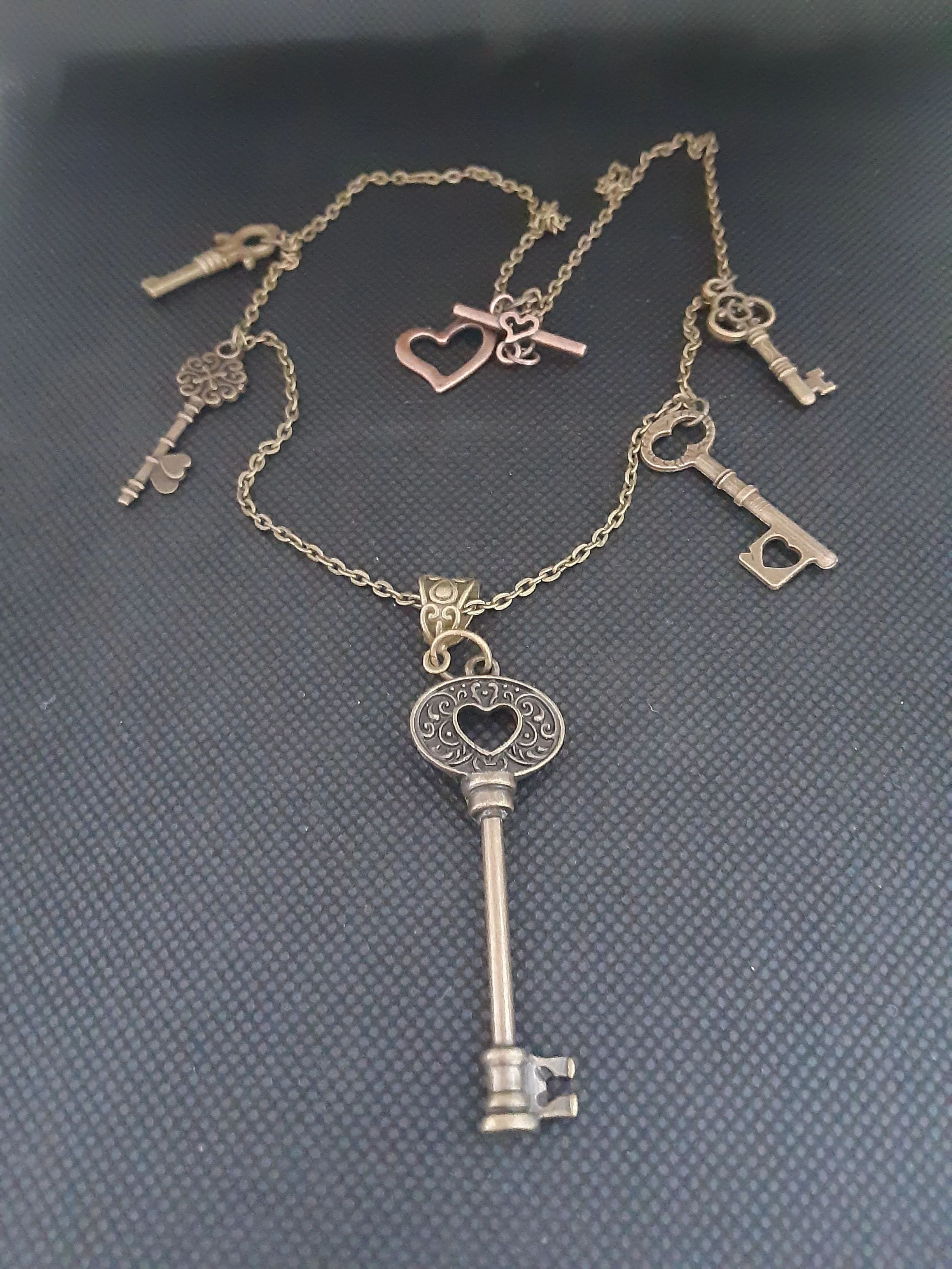 N #153 Want a  Skeleton? I Have One That Screws-A-Part. If So, I Have Some For You!!!