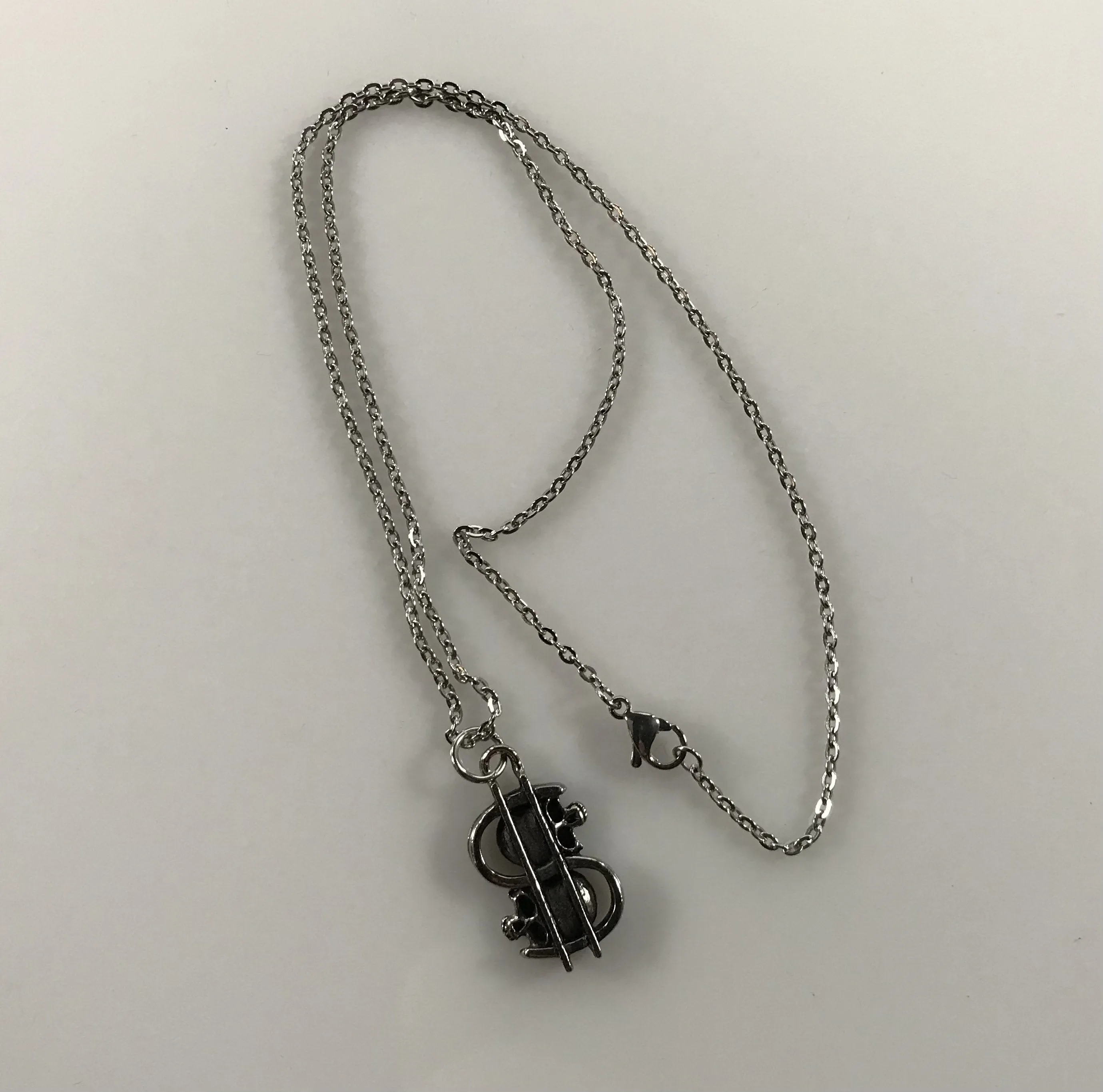 NOS G&S skull dollar sign novelty pendant necklace