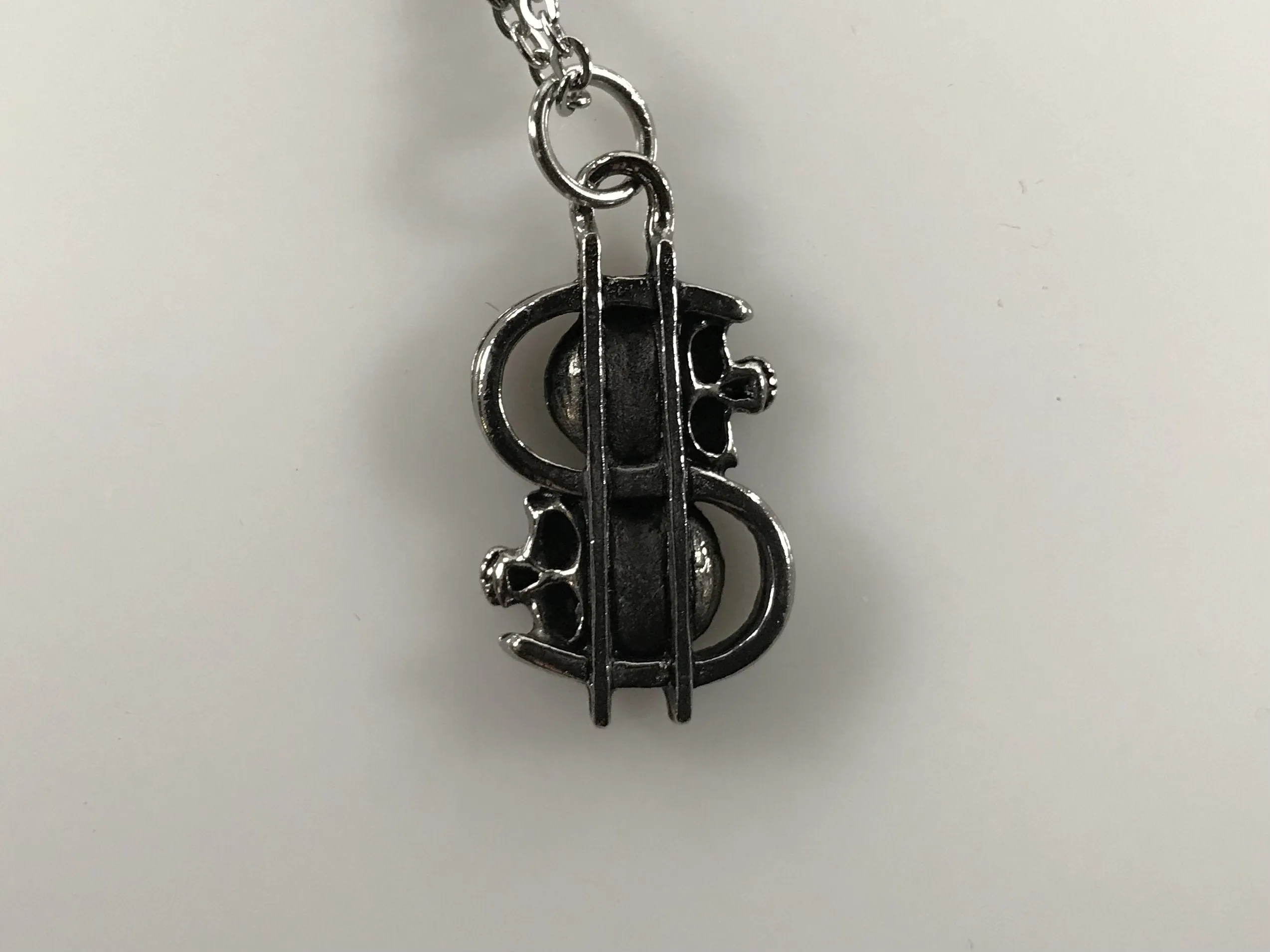 NOS G&S skull dollar sign novelty pendant necklace