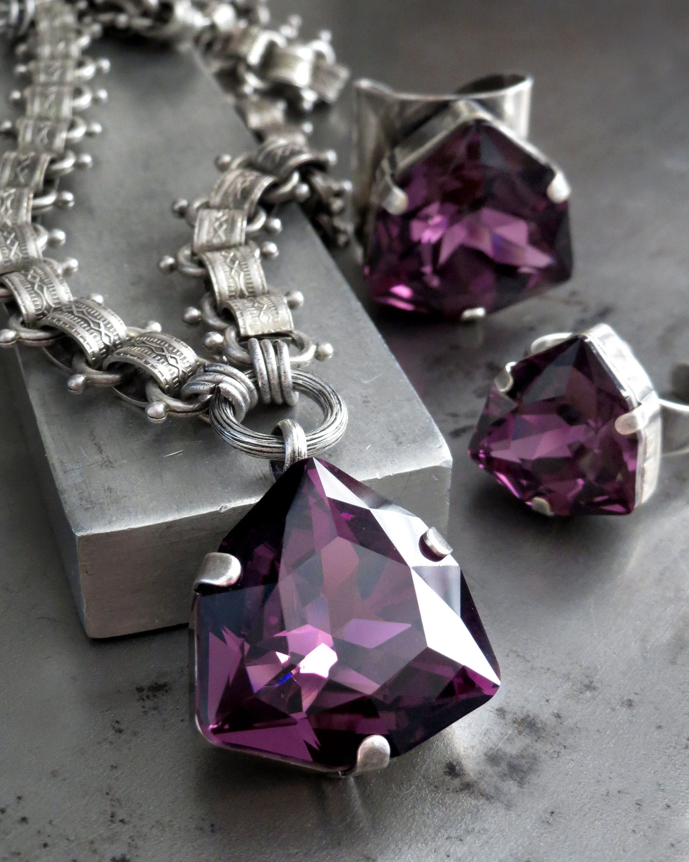 ORACLE - Purple Crystal Pendant Necklace w Rare Trilliant 'Amethyst' Crystal