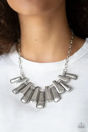 Paparazzi MANE Up Necklace Silver
