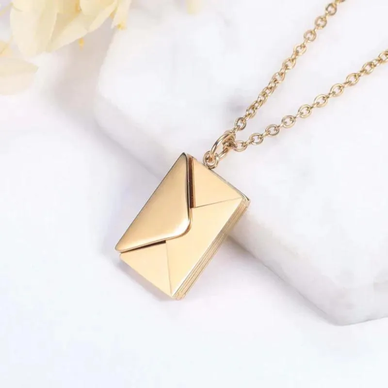 Personalized Envelope Design Necklace