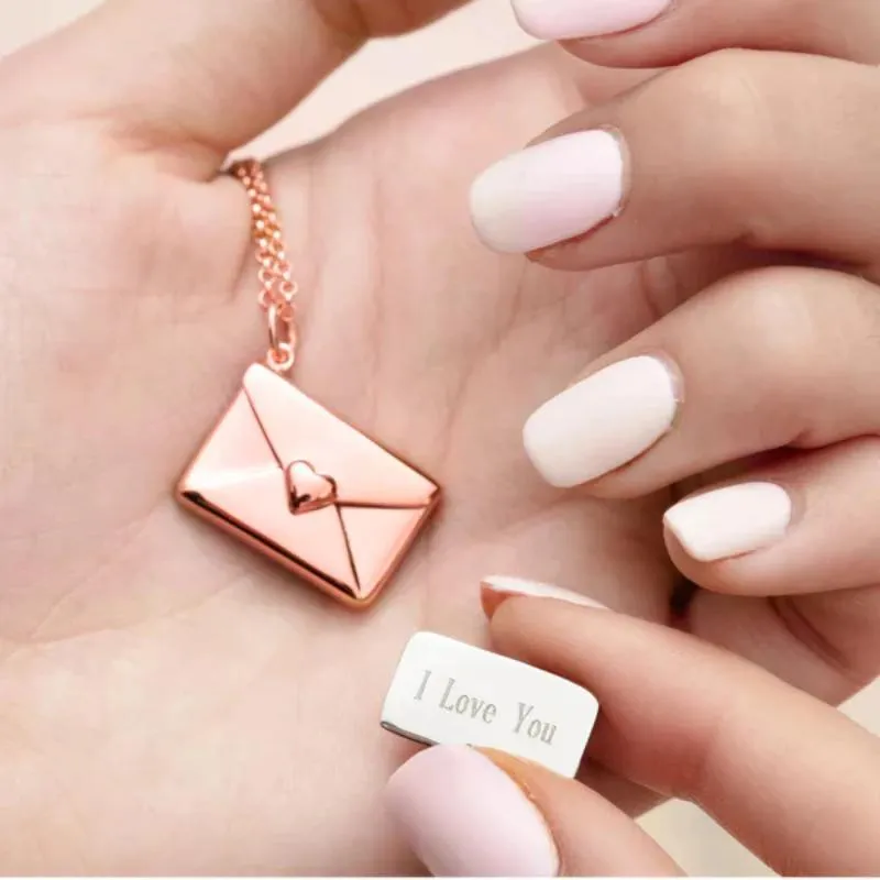 Personalized Envelope Design Necklace