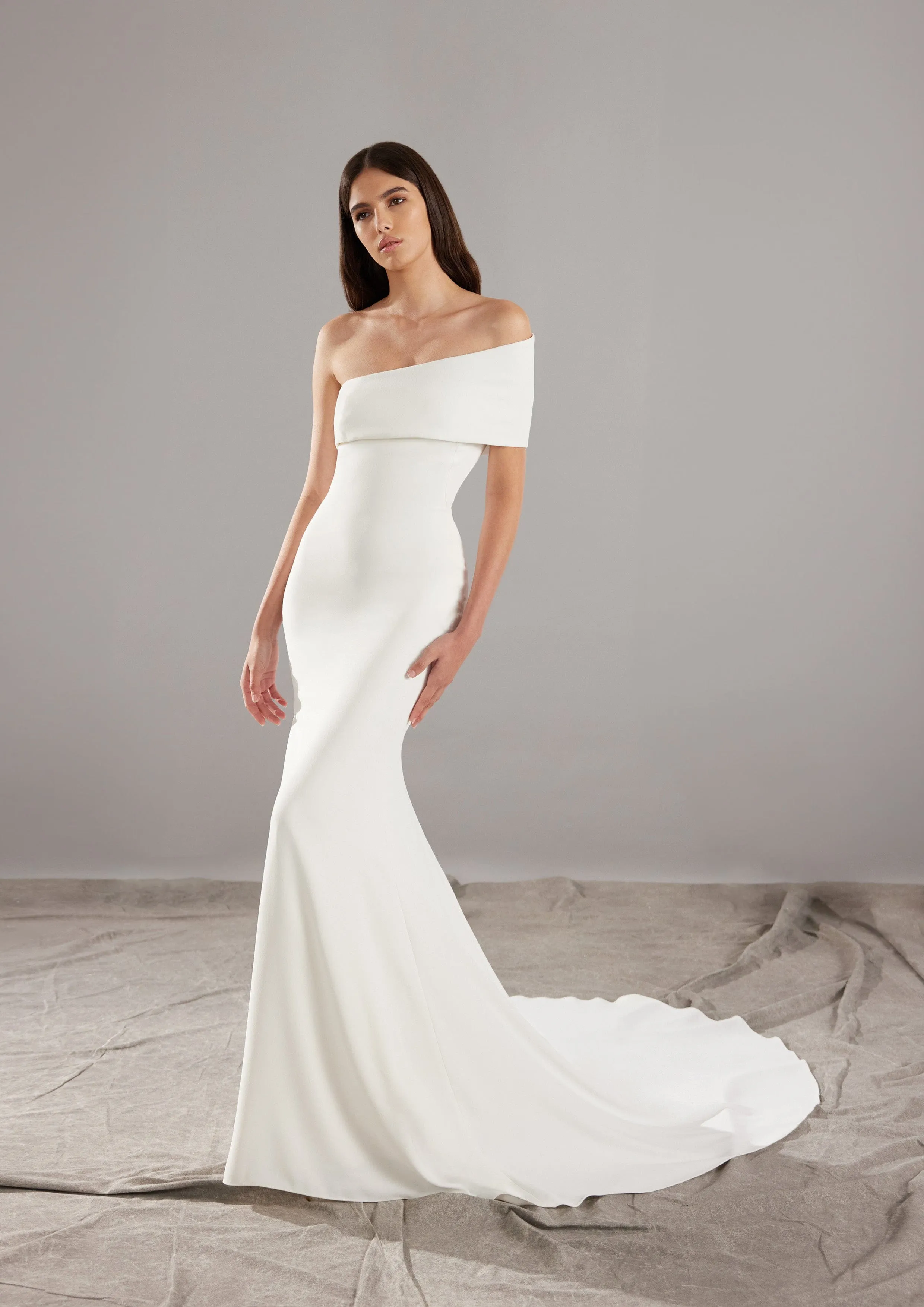 Pronovias: Rusty