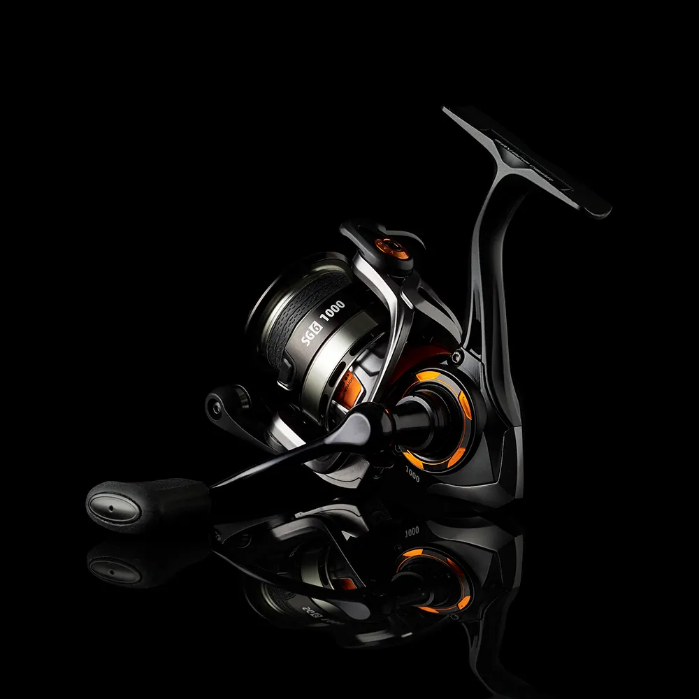 Savage Gear SG6 Spinning Reels inc. Alu Spare Spool