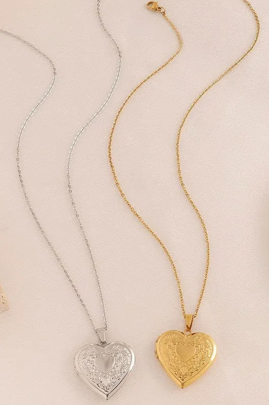 The Amilia Tarnish Free Locket Necklace