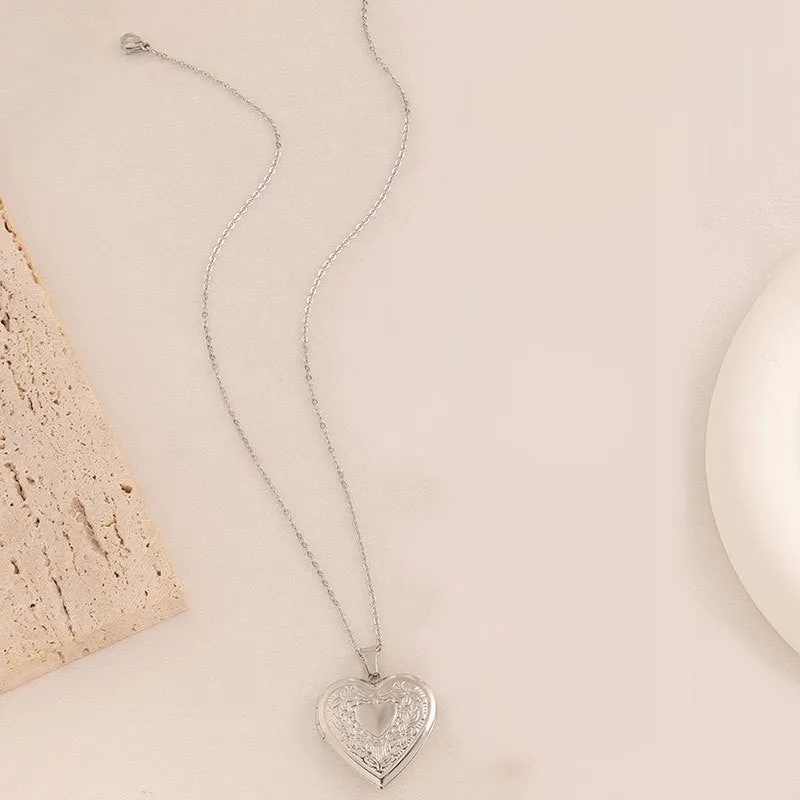 The Amilia Tarnish Free Locket Necklace