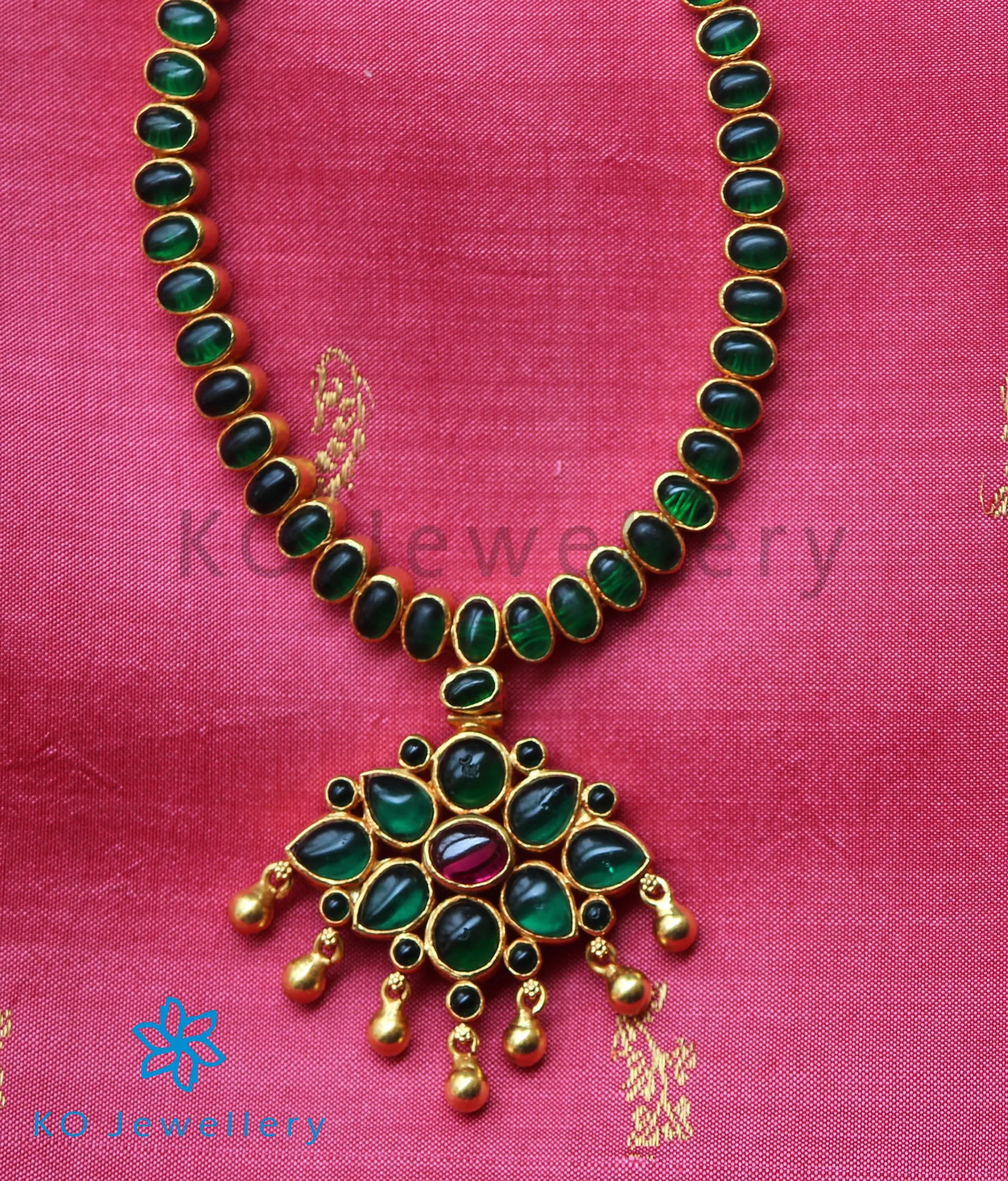 The Dwija Silver Green Addige Necklace