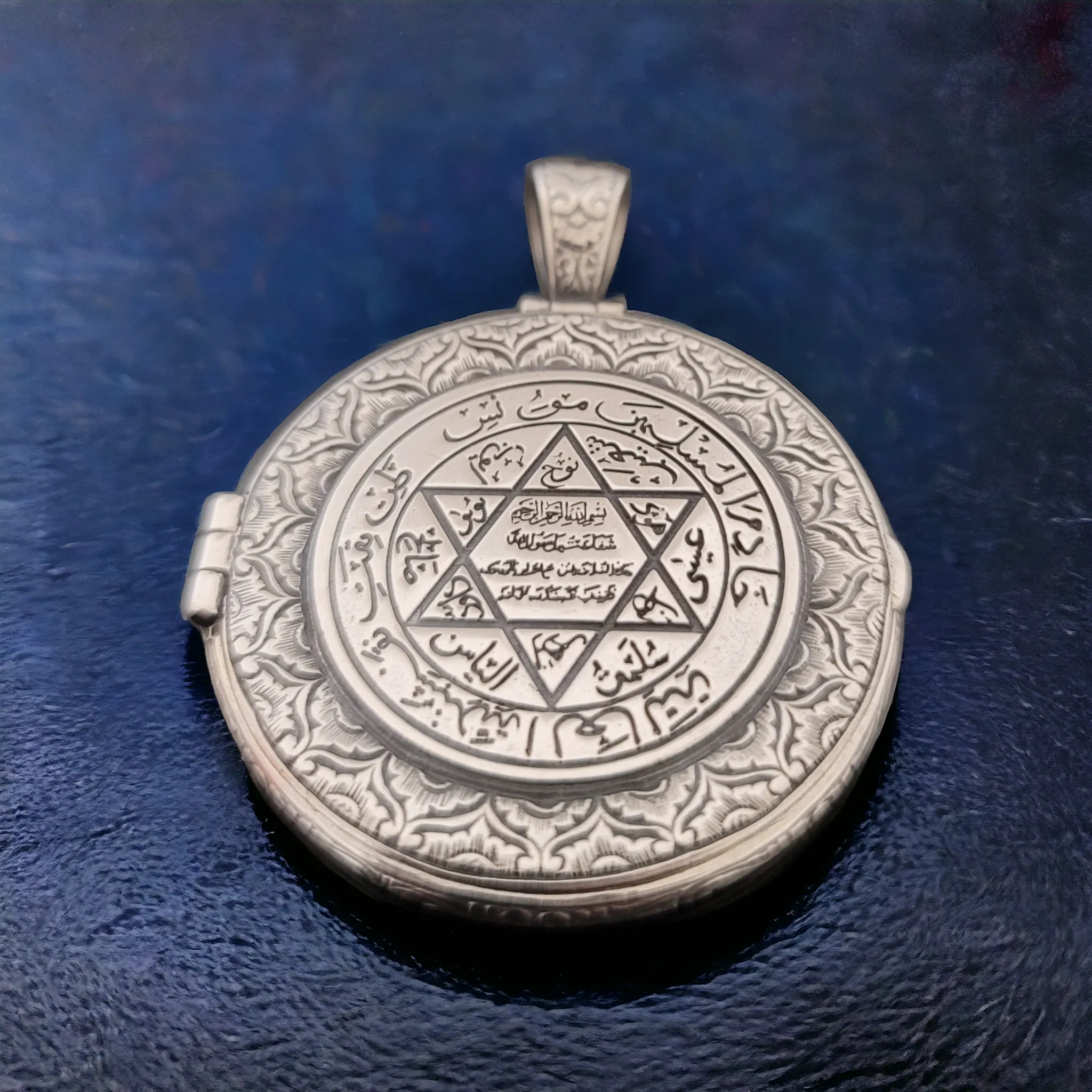 The Necklace of the four seals 10 pieces only