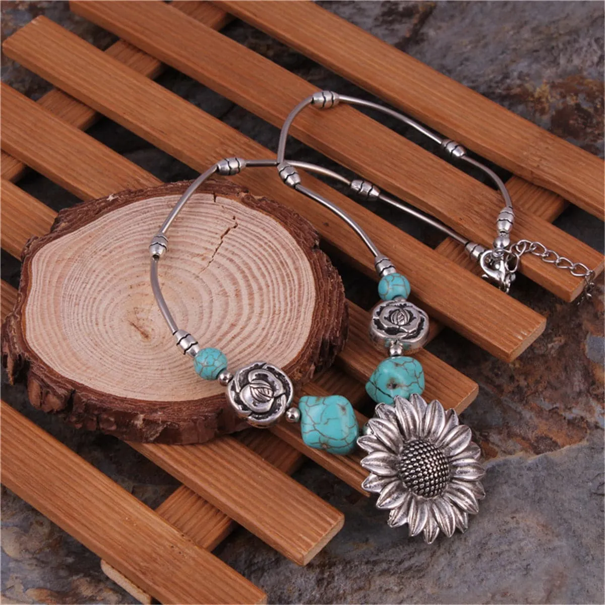 Turquoise & Silver-Plated Sunflower Pendant Necklace