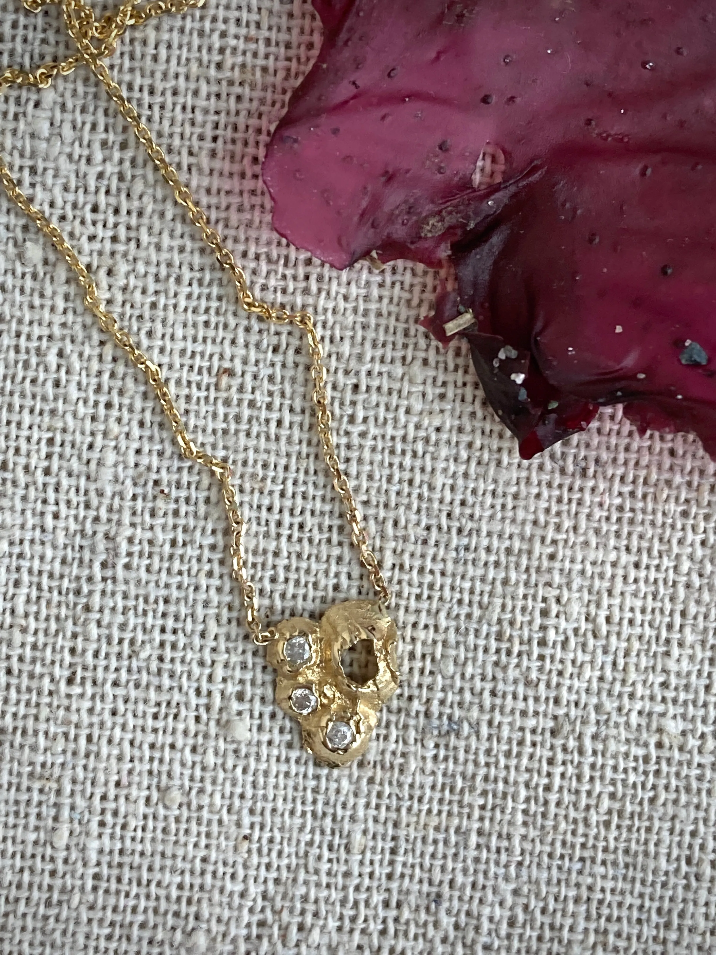 VELLA COLONY DIAMOND NECKLACE