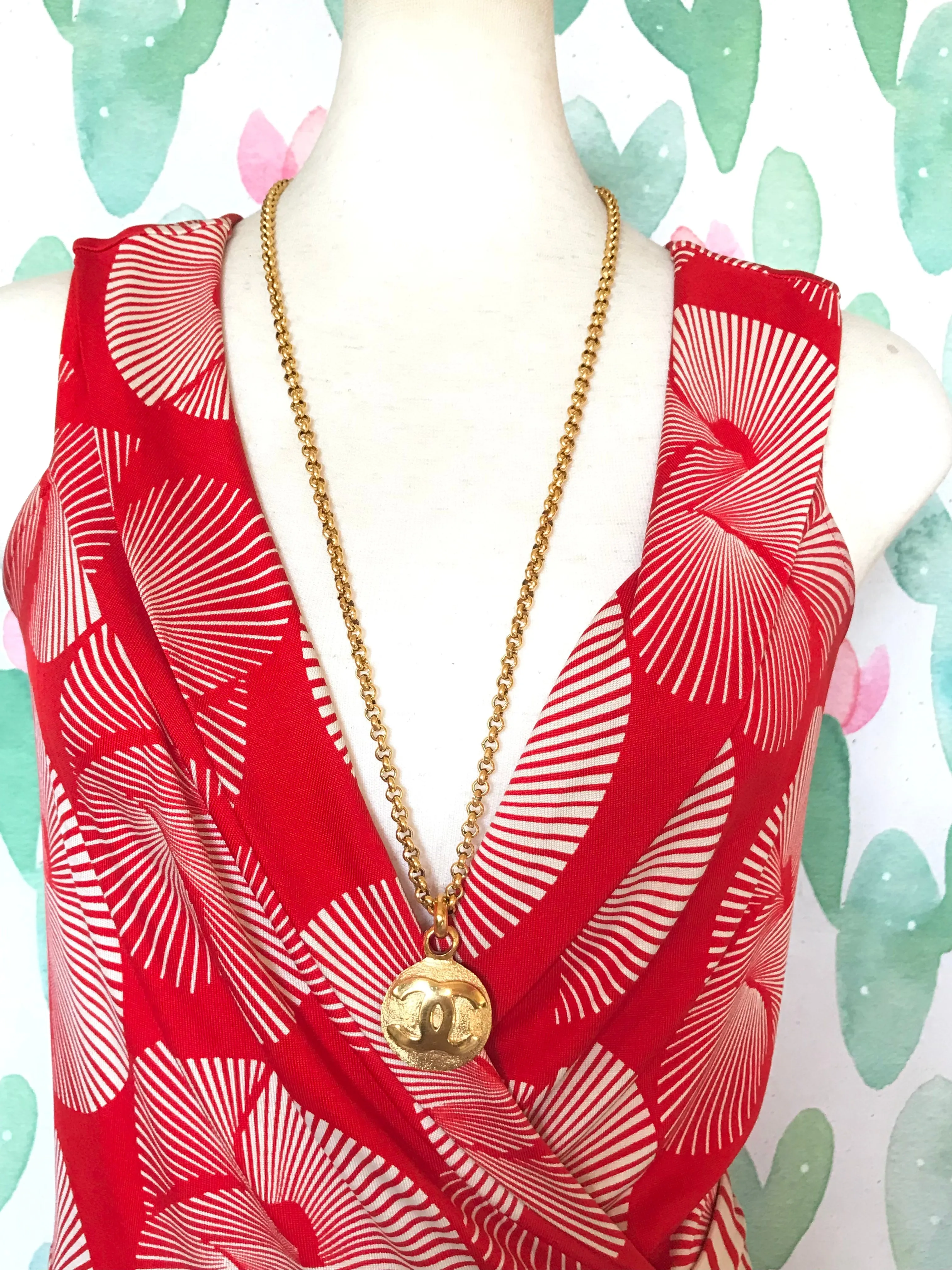 Vintage CHANEL golden chain necklace with round CC mark charm pendant top. Gorgeous jewelry. Best gift idea.