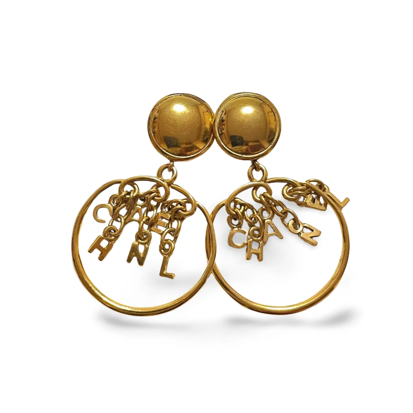 Vintage CHANEL golden round motif and logo letter dangling earrings. Rare and adorable jewelry for your collection. 060820ac3