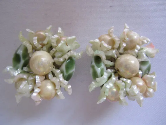 Vintage Set, Plastic Faux Pearl Iridescent Beaded Set