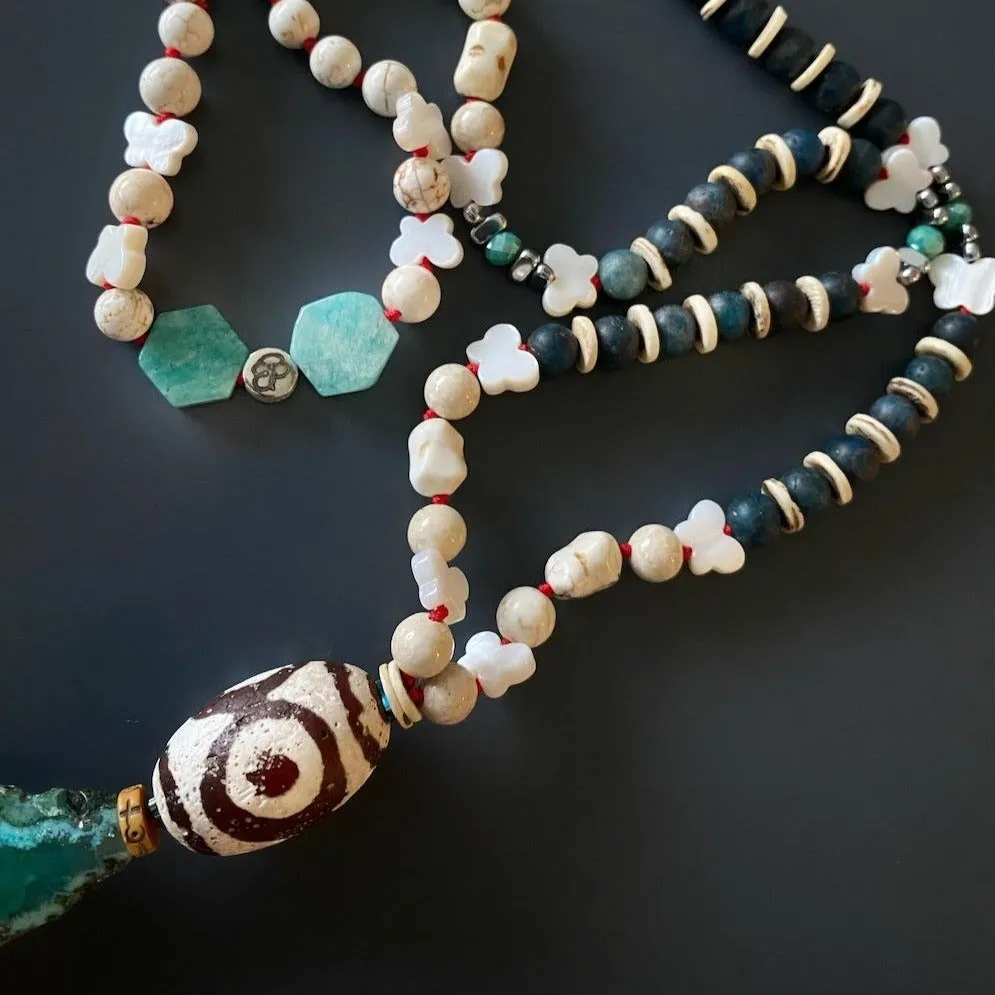 Wisdom & Energy Green Agate Stone Pendant Beaded Unique Necklace