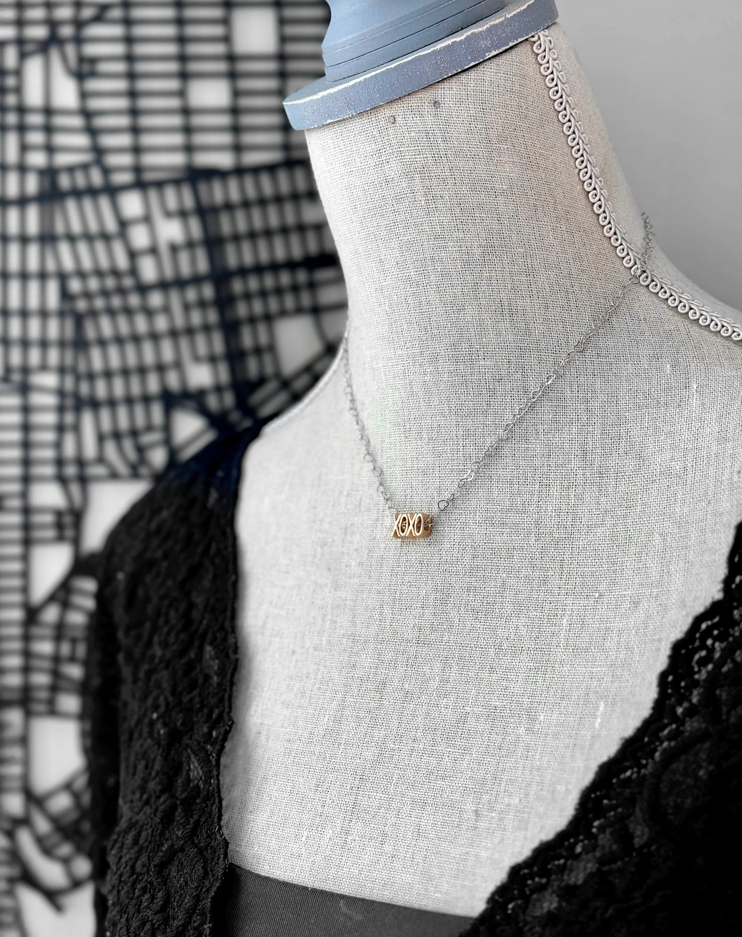 XOXO Hugs   Kisses Pendant Necklace